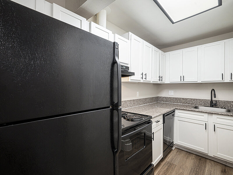 Fully Equipped Kitchen | The Atrii Apartments in Denver, Colorado