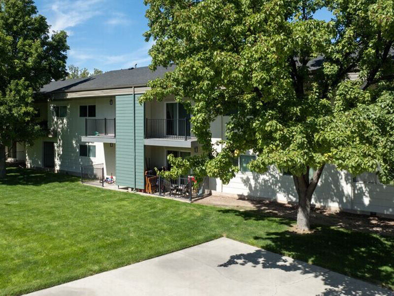 Apartment Building | Aspenwood