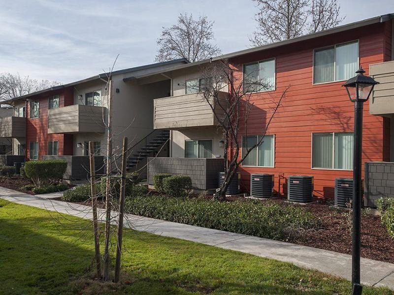 Parkwood Apartments in Fairfield, CA