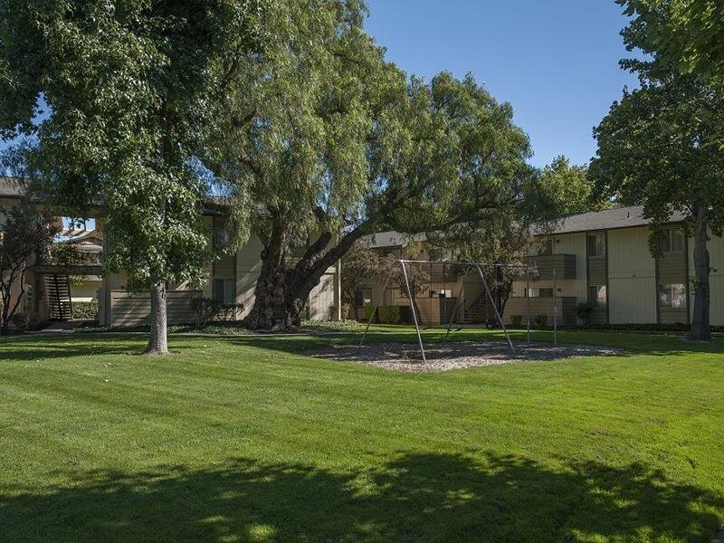 Family Friendly Apartments | Parkwood Apartments