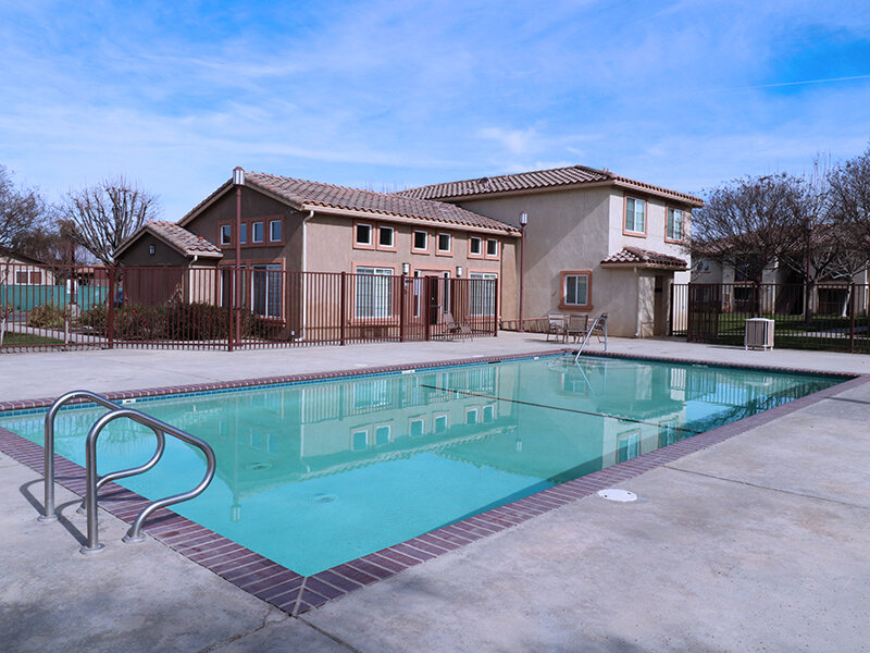 Pool | Daybreak
