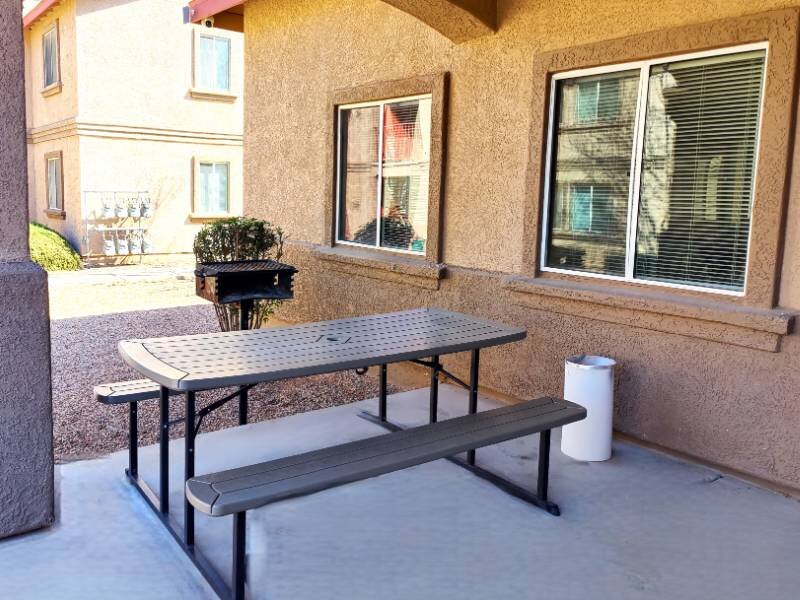 BBQ Area | Sonora Vista Apartments