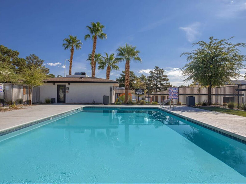 Pool | Tides on West Cheyenne