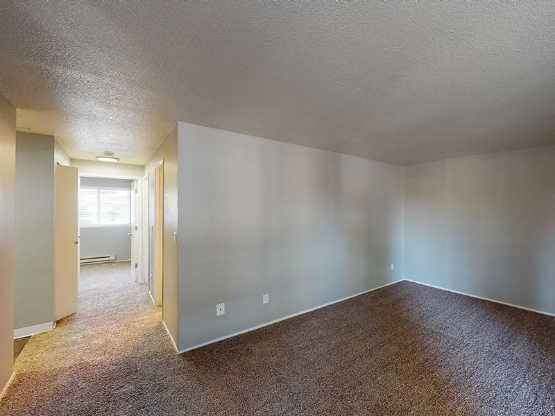 Living Area | Eleven Pines Apartments in Gresham, OR
