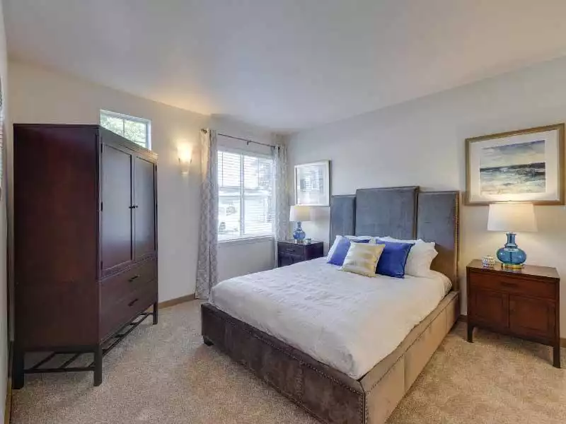apartment Bedroom | Sunfield Lakes Apartments