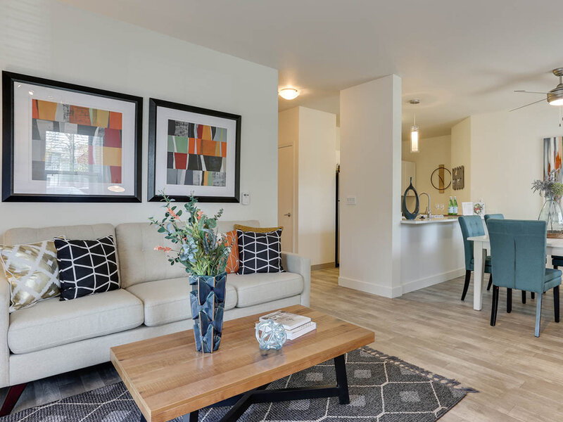 Front Room | Sunfield Lakes Thumbnail