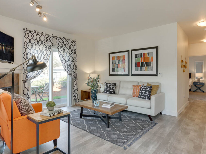 Living Room | Sunfield Lakes Thumbnail