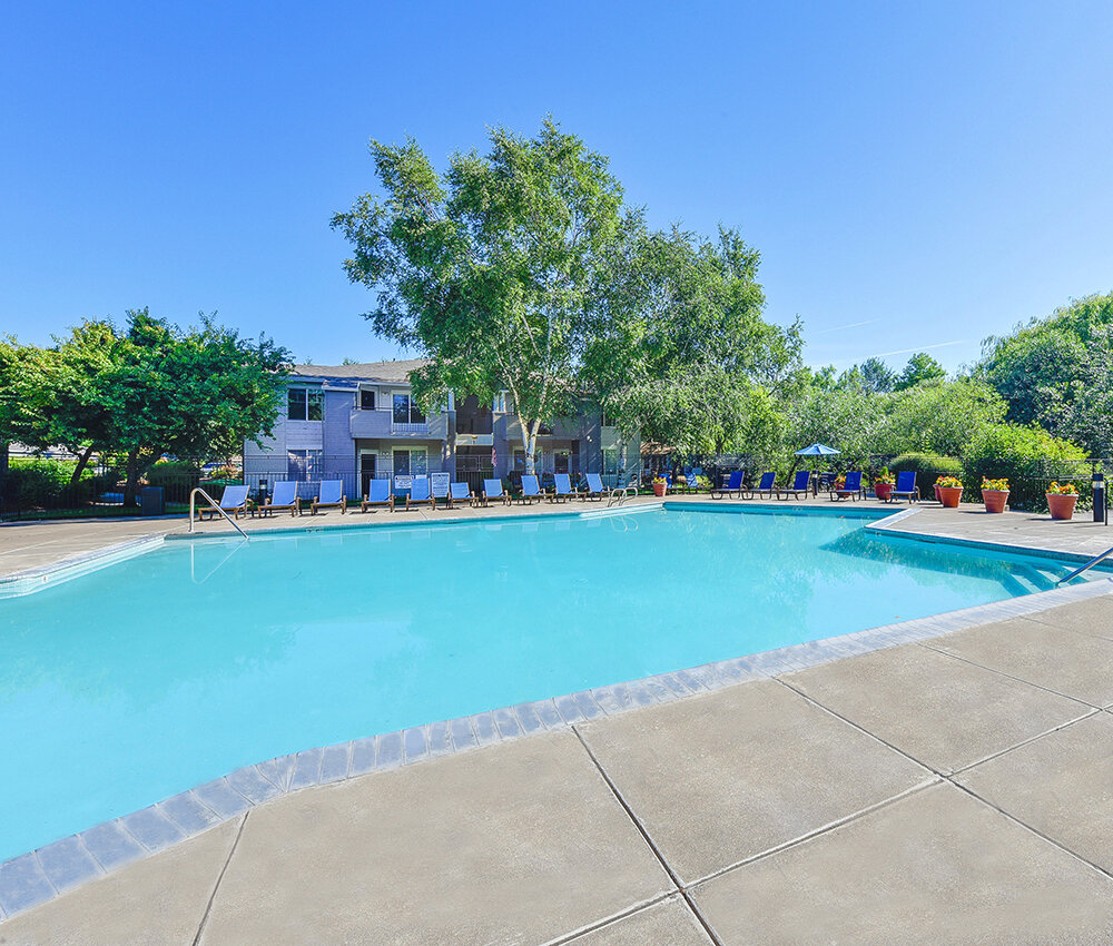 Swimming Pool | Sunfield Lakes