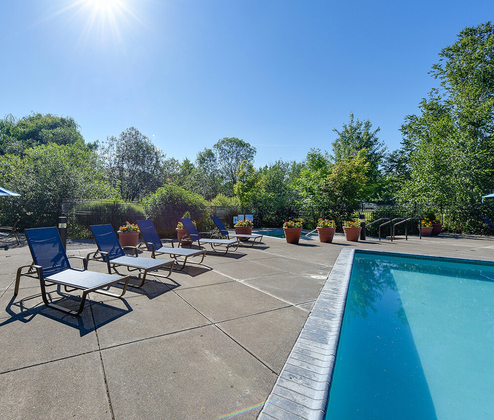 Pool Side Furniture | Sunfield Lakes