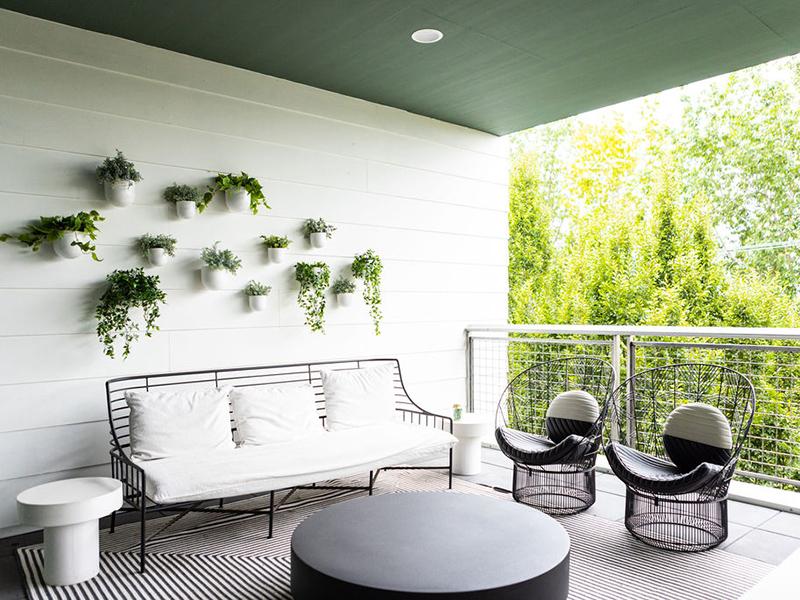 Outdoor Couch | East of Eleven Apartments