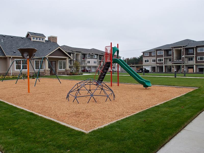 Playground | Baseline Woods Apartments in Beaverton, OR
