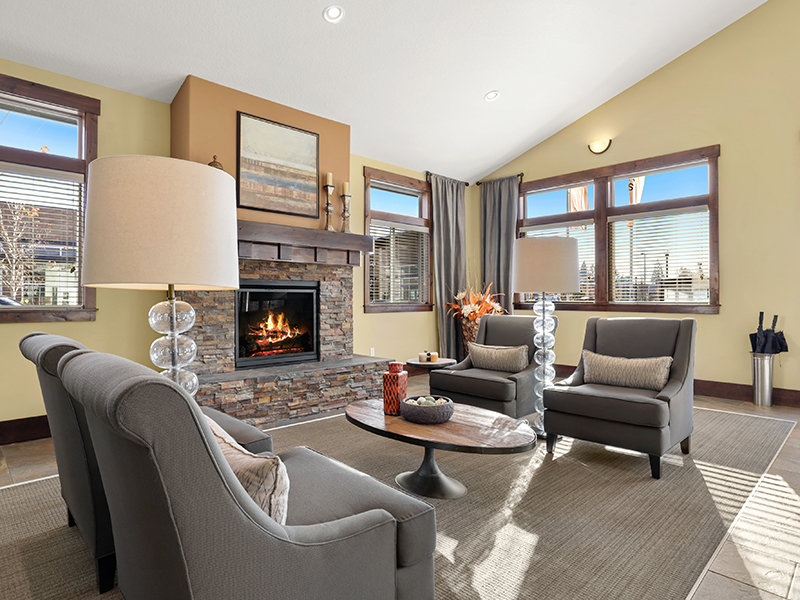Resident Lounge | Cedar Falls Apartments in Portland, OR
