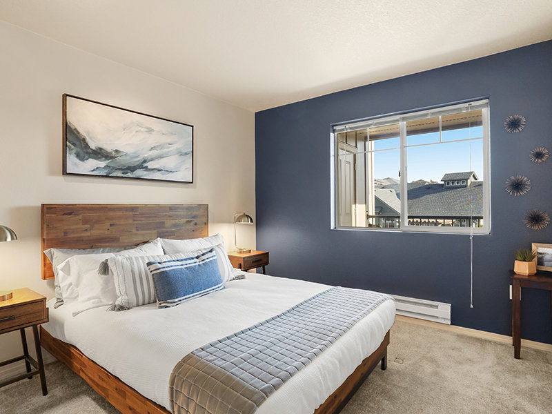 Bedroom | Cedar Falls Apartments in Portland, OR