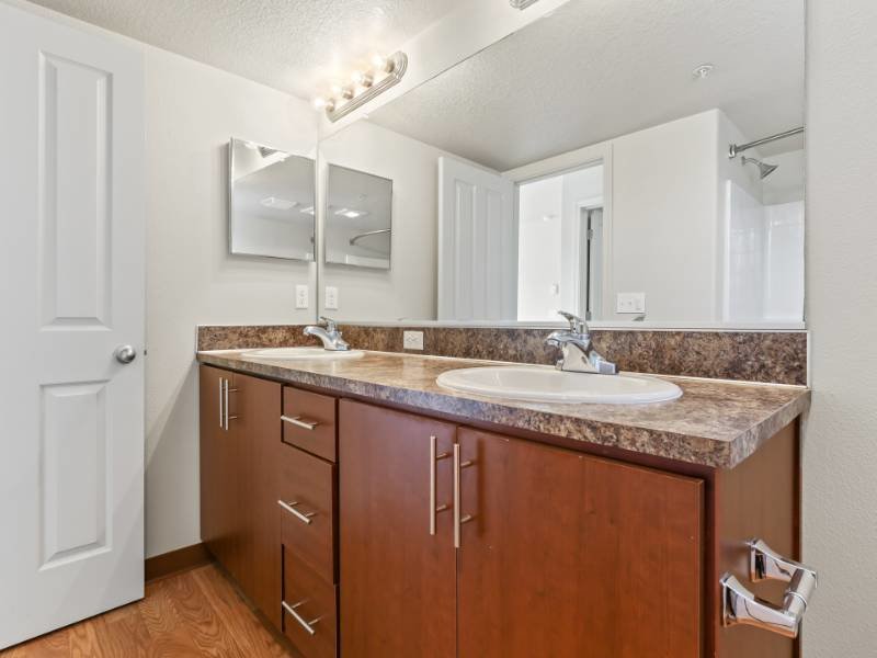 Double Vanity | Cedar Falls Apartments