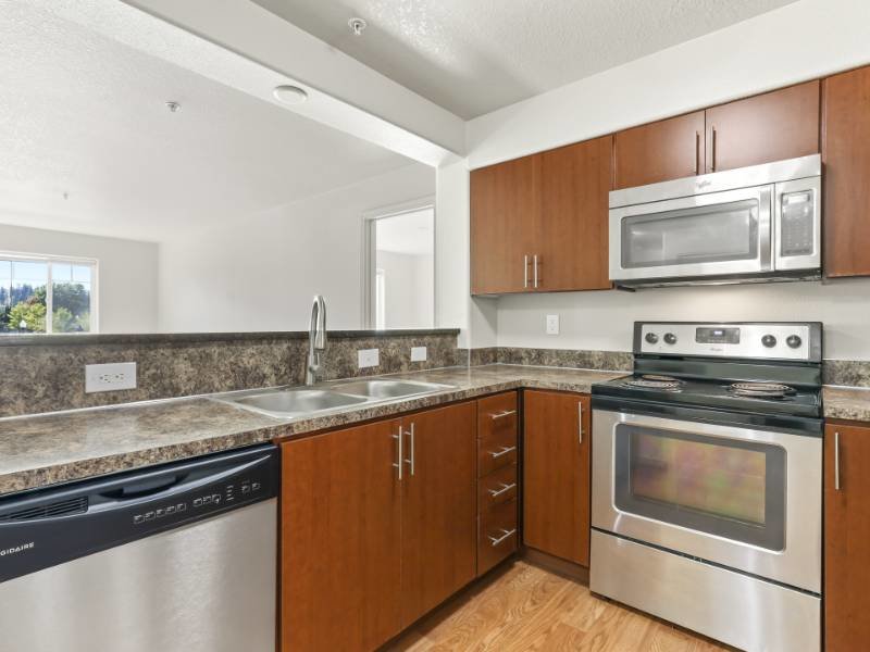Fully Equipped Kitchen | Cedar Falls Apartments