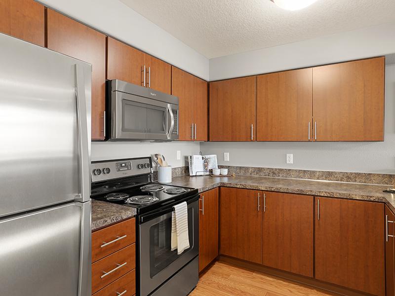 Fully Equipped Kitchen | Sunridge Terrace Apartments