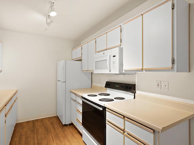 Spacious Kitchen | Woodview Apartments