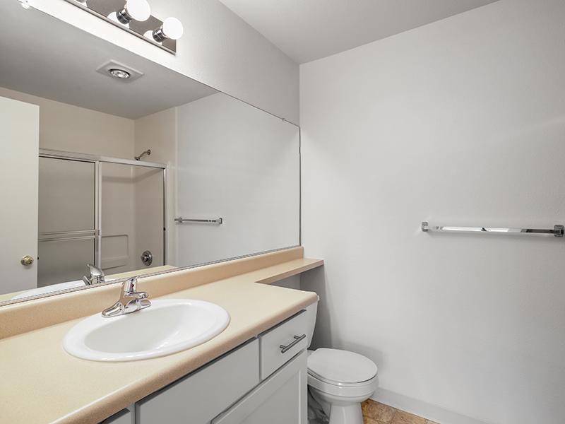 Spacious Bathroom | Woodview Apartments