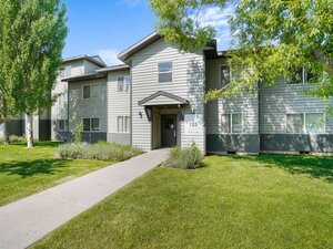 Exterior | Latitude 43 Apartments