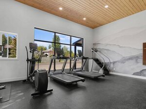 Cariod Center | Latitude 43 Apartments