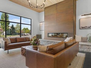 Clubhouse Interior | Latitude 43 Apartments