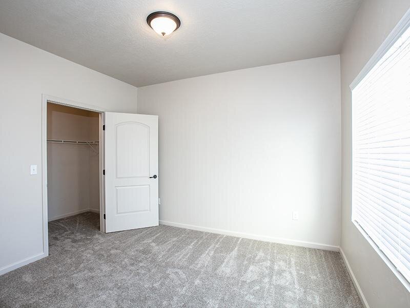 Bedroom | The Ridge at Blackmore Apartments in Casper, WY