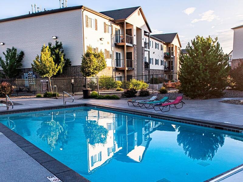 Swimming Pool | The Village at Silver Ridge