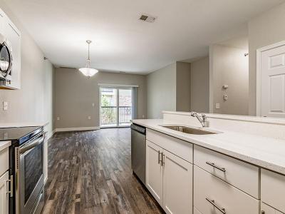 Kitchen | South Fork Apartments 
