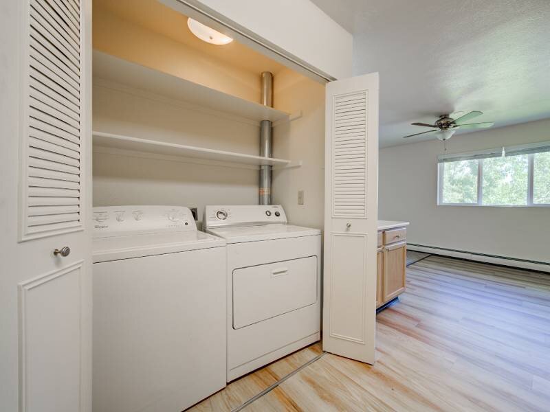 Laundry Closet | Mountain View Apartments