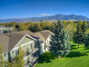 Exterior View | Mountain View