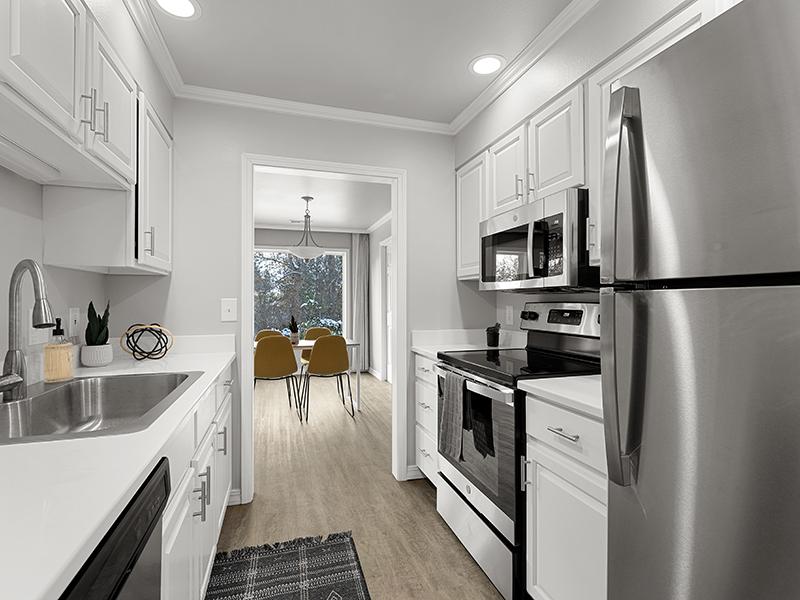 Spacious Kitchen | Mountainwood Estates Apartments in Missoula, MT