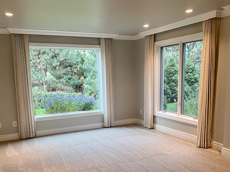 Floor to Ceiling Windows | Mountainwood Estates