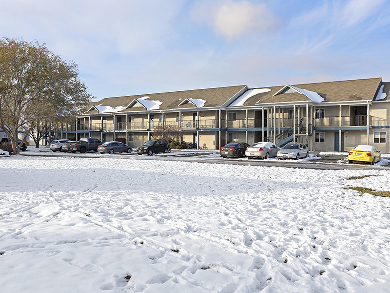 Building Exterior | Grand Central Apartments in Missoula, MT