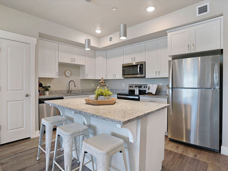 Fully Equipped Kitchen | Coyote Creek Apartments