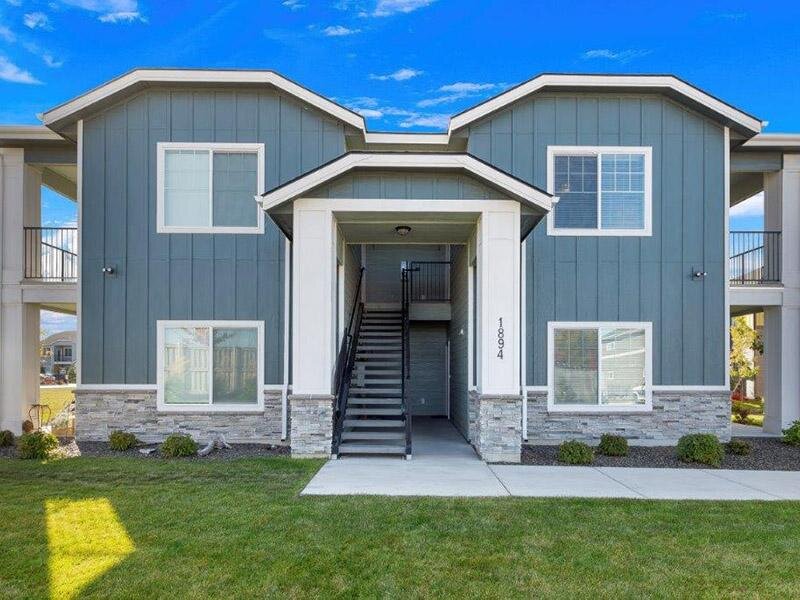 Exterior View | Crimson Point