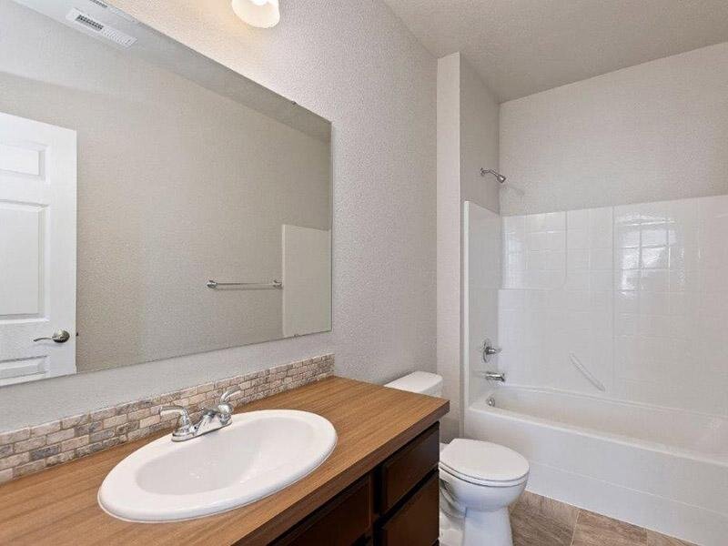 Master Bathroom | Crimson Point