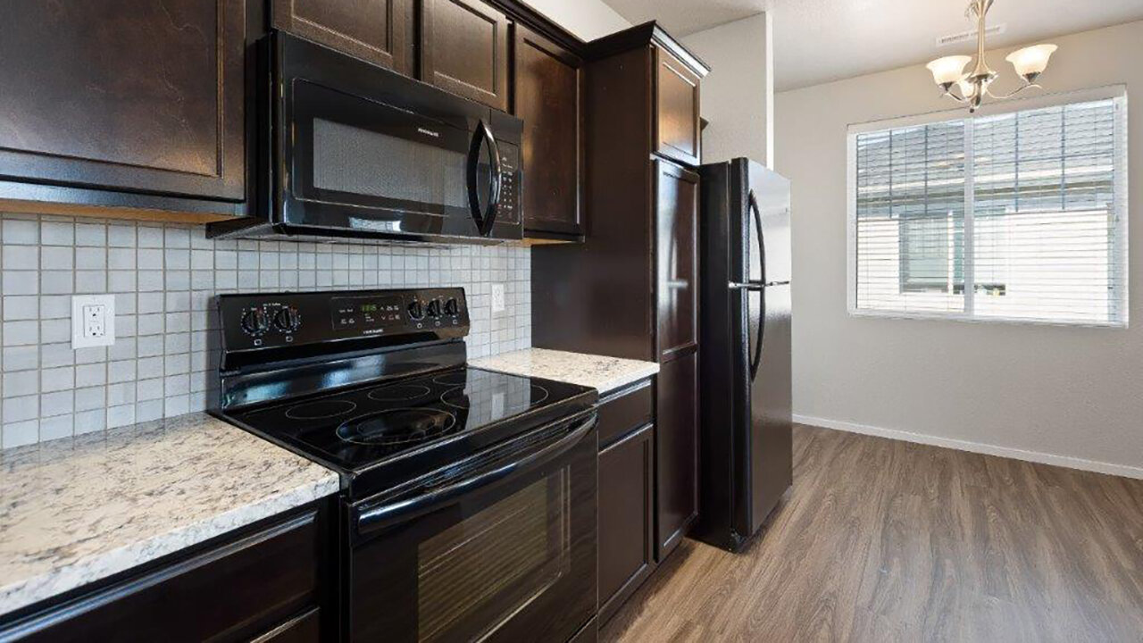 Crimson Point Apartments Neighborhood