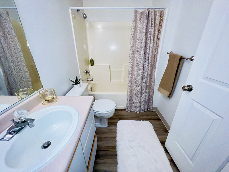 Shaw Mountain Apartments Interior