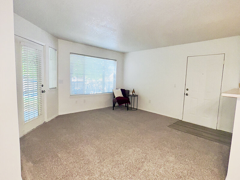 Front Room | Shaw Mountain