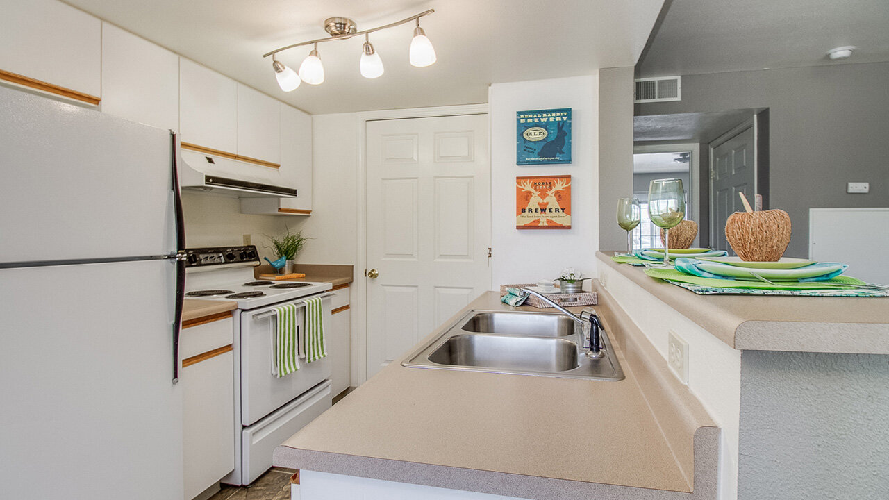 Spring Creek Apartments Neighborhood