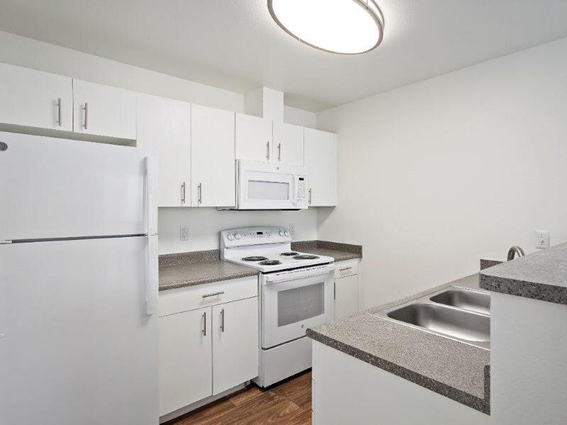 Fully Equipped Kitchen | Cedar Square Apartments