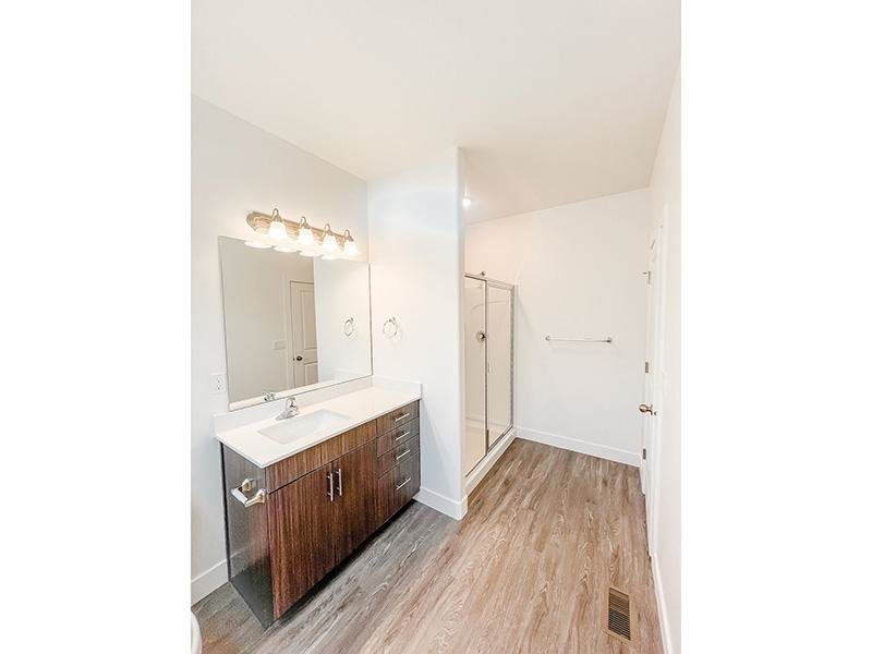 Master Bathroom | North Pointe Townhomes