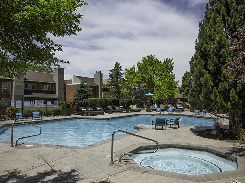 Hot Tub and Swimming Pool | Foothill Place Apartments