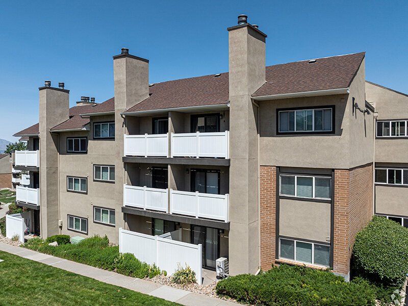 Apartment Property | Foothill Place