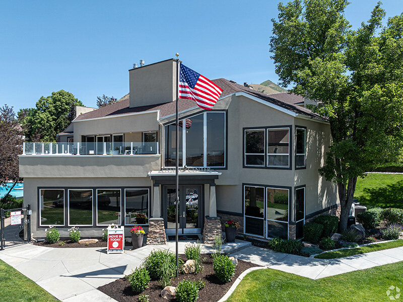 Apartment Complex | Foothill Place