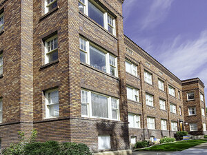 Spacious Interior Apartment | The Hillcrest