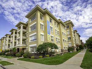 Apartment Exterior | The Hillcrest