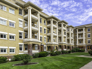Scenic Exterior Apartment Building | The Hillcrest