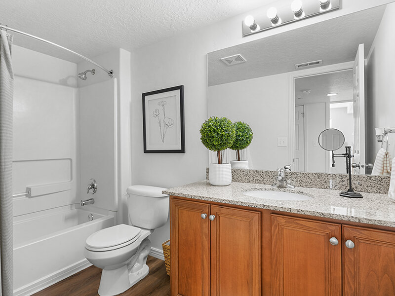 Model Bathroom | Settlers Landing Apartments