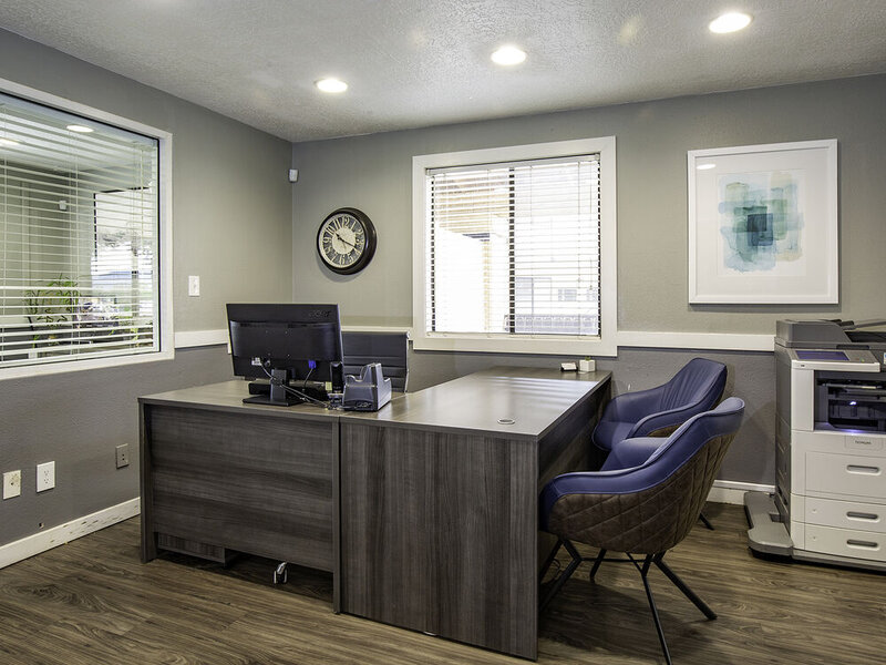 Leasing Center | The Redwood